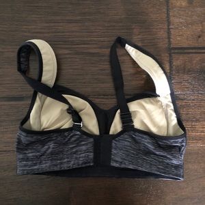 Lululemon tata tamer sports bra